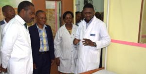 Visite du ministre Oly Ilunga à l'Unité de dialyse des CUK